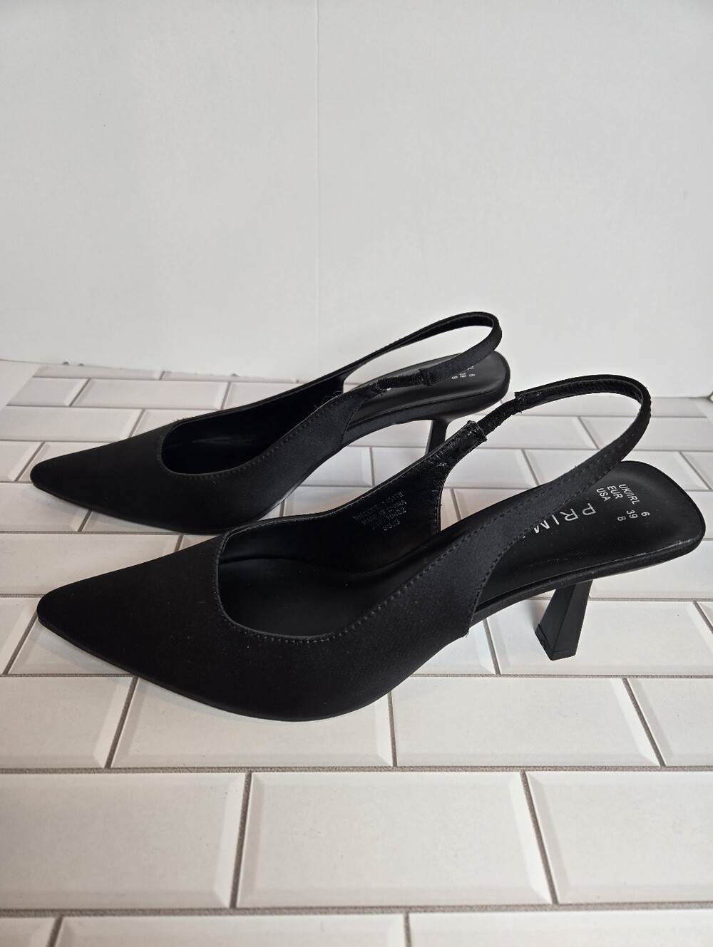 Women's Size 8 Byrd Black New Satin Sling Back Pump Shoe